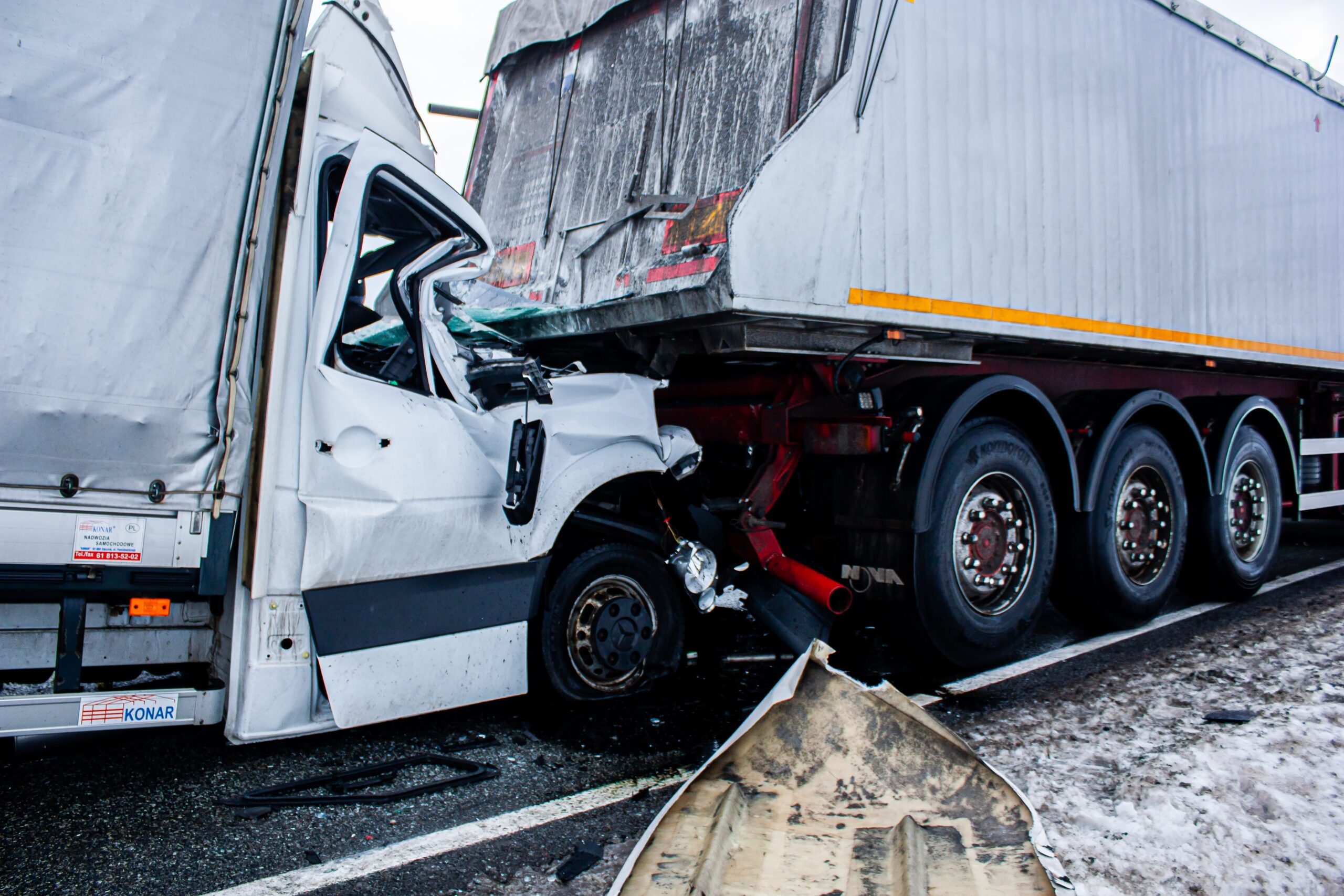 How Do I Find the Best Semi-Truck Accident Lawyer Near Me